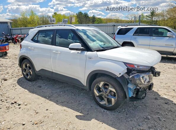 KMHRC8A3XNU136265 2022 HYUNDAI VENUE White 