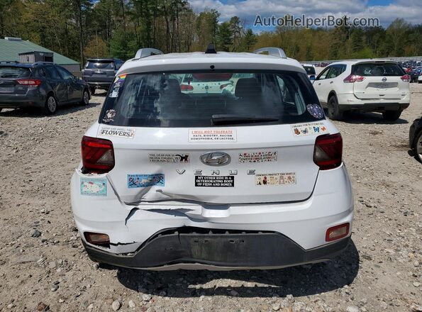 KMHRC8A3XNU136265 2022 HYUNDAI VENUE White 