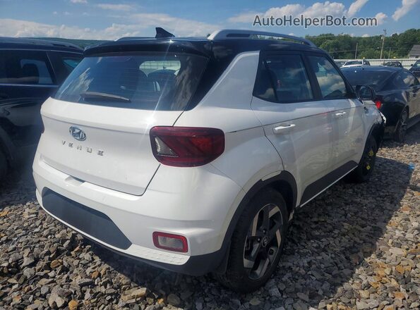 KMHRC8A3XNU204564 2022 HYUNDAI VENUE White Задня права чверть