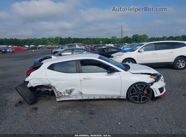 KMHT36AH8MU010443 2021 HYUNDAI VELOSTER N White Widok wnętrza z tyłu