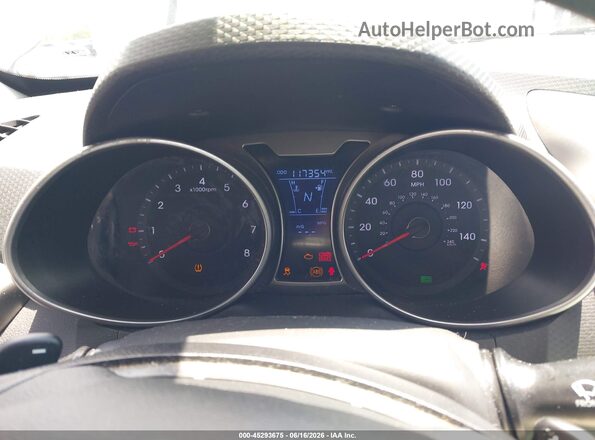 KMHTC6AD2GU256406 2016 HYUNDAI VELOSTER White Rear seats view