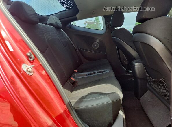 KMHTC6AD2GU268328 2016 HYUNDAI VELOSTER Red 