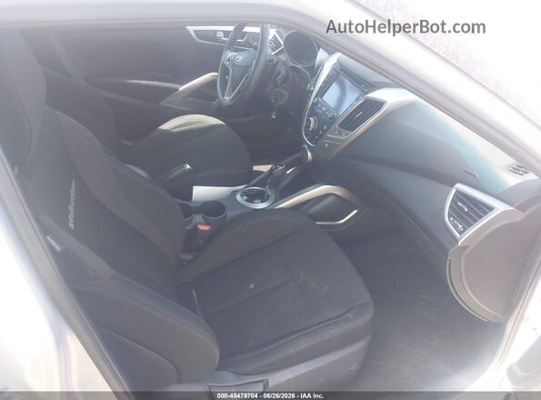 KMHTC6AD2GU286943 2016 HYUNDAI VELOSTER Silver Սալոնի դիմացի տեսք