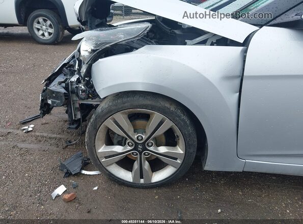 KMHTC6AD3HU317800 2017 HYUNDAI VELOSTER Silver Вид спереду