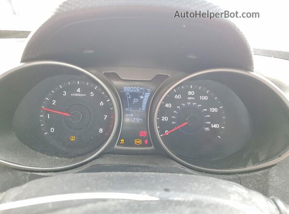 KMHTC6AD3HU321362 2017 HYUNDAI VELOSTER Silver Սարքավորումների վահանակի տեսք