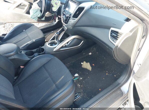 KMHTC6AD4GU261798 2016 HYUNDAI VELOSTER Серый Вид салона спереди