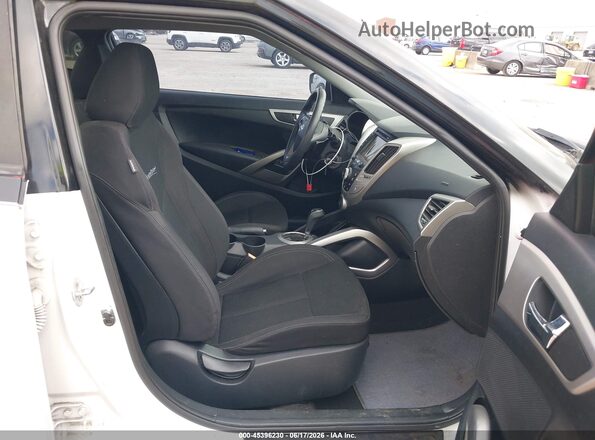 KMHTC6AD4GU292615 2016 HYUNDAI VELOSTER White Vista interior delantera
