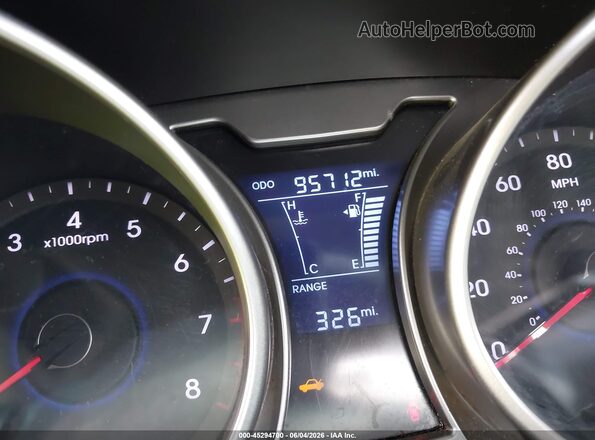 KMHTC6AD5GU257808 2016 HYUNDAI VOLESTER White 