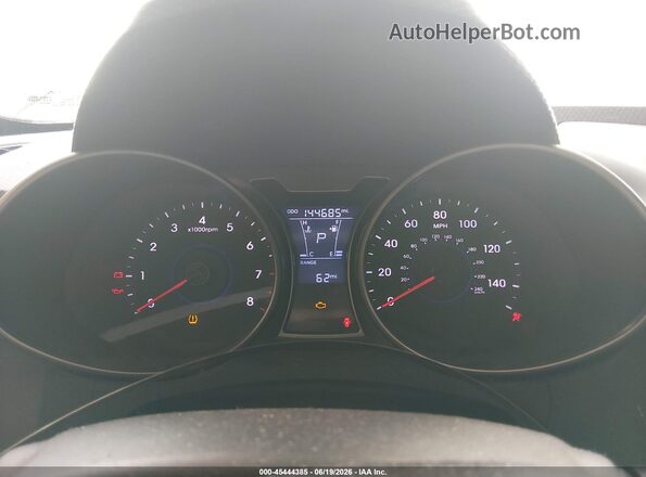 KMHTC6AD5GU266640 2016 HYUNDAI VELOSTER White Հետևի նստատեղերի տեսք