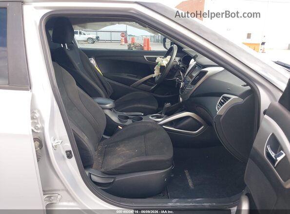 KMHTC6AD6GU297816 2016 HYUNDAI VELOSTER Silver Vista interior delantera