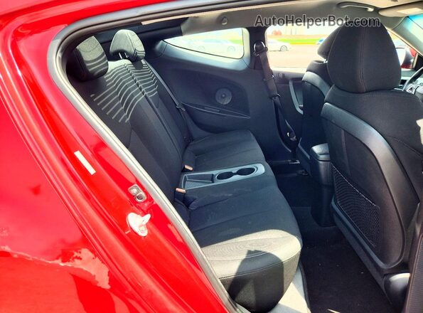 KMHTC6AD7HU307643 2017 HYUNDAI VELOSTER Красный Вид задних сидений