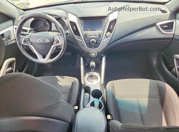 KMHTC6AD7HU307643 2017 HYUNDAI VELOSTER Красный Вид панели приборов