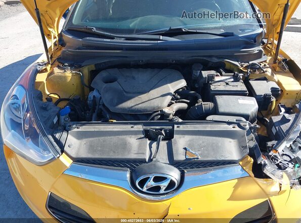 KMHTC6AD7HU320568 2017 HYUNDAI VELOSTER Yellow 