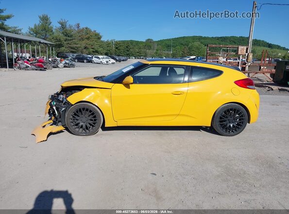 KMHTC6AD7HU320568 2017 HYUNDAI VELOSTER Yellow 