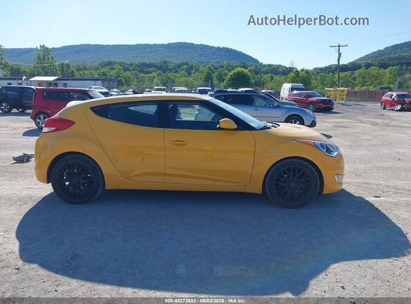 KMHTC6AD7HU320568 2017 HYUNDAI VELOSTER Yellow 