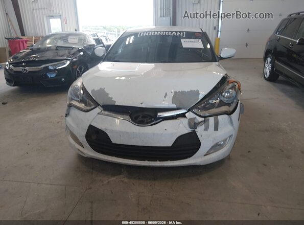 KMHTC6AD8HU310647 2017 HYUNDAI VELOSTER Белый Вид спереди