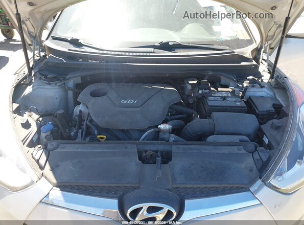 KMHTC6AD9GU283618 2016 HYUNDAI VELOSTER Серебряный Вид сзади