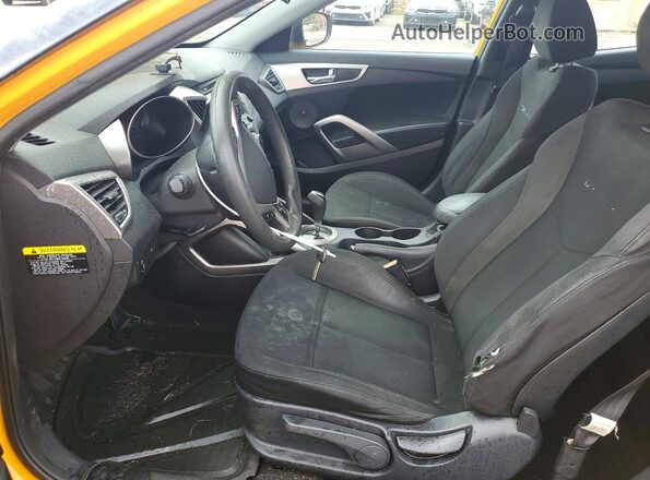 KMHTC6ADXGU275334 2016 HYUNDAI VELOSTER Yellow წინა სალონის ხედი