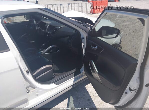 KMHTC6AE1GU287154 2016 HYUNDAI VELOSTER White Vista interior delantera
