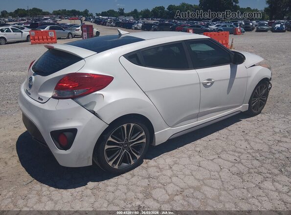 KMHTC6AE1GU287154 2016 HYUNDAI VELOSTER White Trasero derecho