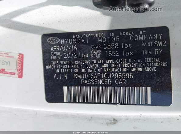 KMHTC6AE1GU296596 2016 HYUNDAI VELOSTER White Widok komory silnika