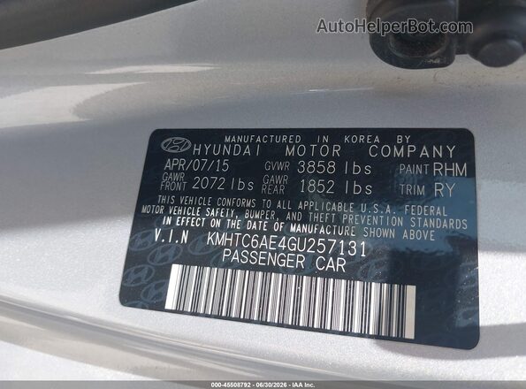 KMHTC6AE4GU257131 2016 HYUNDAI VELOSTER Silver Vista del compartimento del motor
