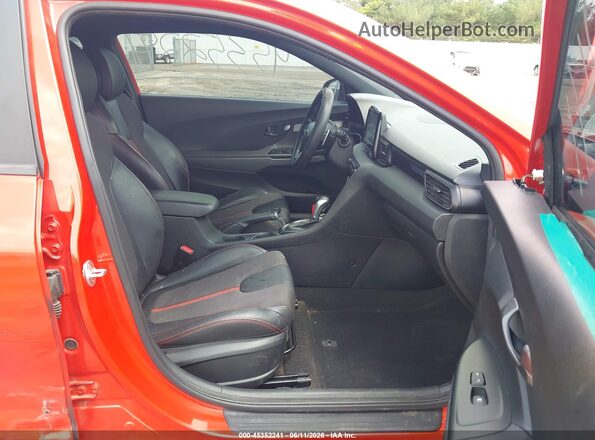KMHTH6AB4KU015682 2019 HYUNDAI VELOSTER Оранжевый Вид салона спереди