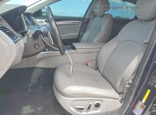 KMTFN4JE8LU337687 2020 GENESIS G80 Blue Front interior view