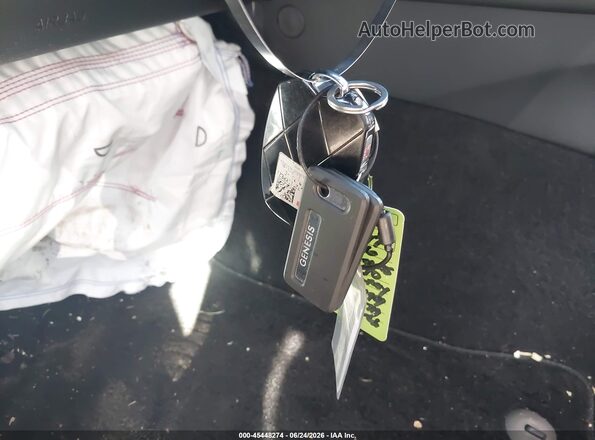 KMTG14SC0TU164907 2026 GENESIS G70 Silver Vista del salpicadero