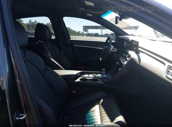 KMTG34SC1RU140103 2024 GENESIS G70 Gray Widok wnętrza z przodu