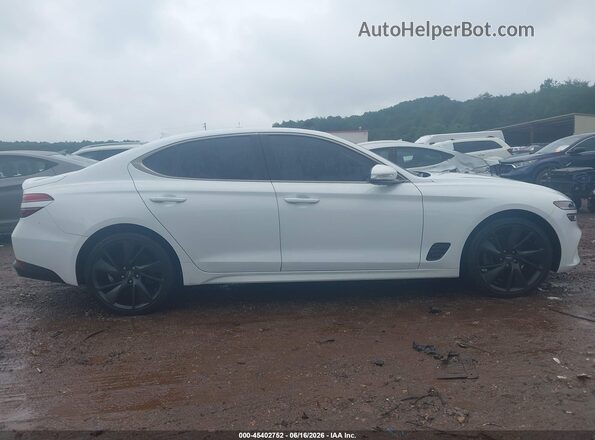 KMTG34TA7PU106256 2023 GENESIS G70 Белый Вид задней части салона