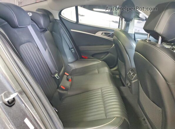 KMTG54LE3KU030556 2019 GENESIS G70 Gray Vista de los asientos traseros