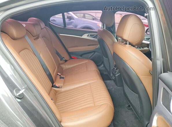KMTG74LEXLU053294 2020 GENESIS G70 Gray უკანა სავარძლების ხედი