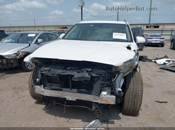 KMUHCESC2PU130893 2023 GENESIS GV80 White Rear interior view