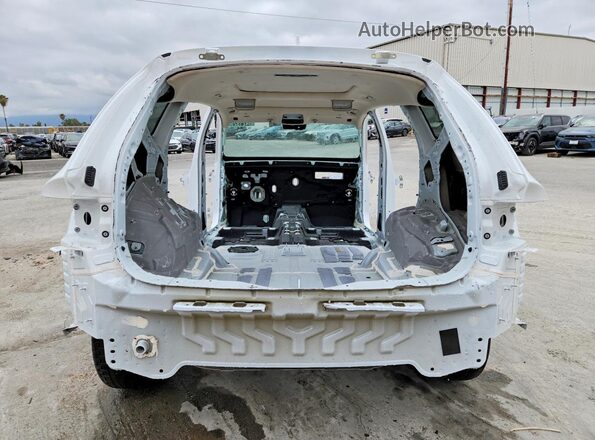 KMUHEESC9TU309940 2026 GENESIS GV80 White უკანა ხედი