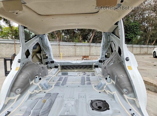 KMUHEESC9TU309940 2026 GENESIS GV80 White უკანა სავარძლების ხედი