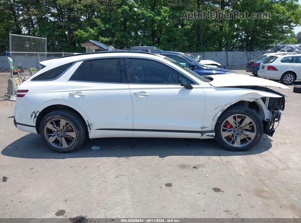 KMUMCDTC7NU012682 2022 GENESIS GV70 White უკანა სალონის ხედი
