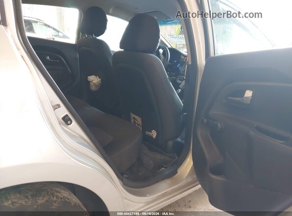 KNADM4A32G6572696 2016 KIA RIO Silver VIN կոդի պիտակի տեսք