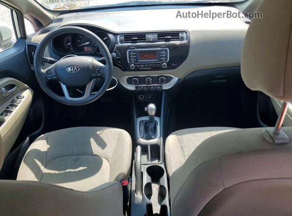 KNADM4A32G6597453 2016 KIA RIO White Առջևի վահանակի տեսք