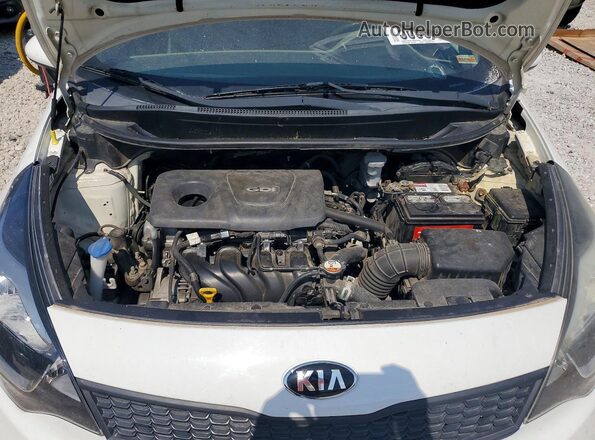 KNADM4A32G6597453 2016 KIA RIO White Սալոնի հետևի տեսք