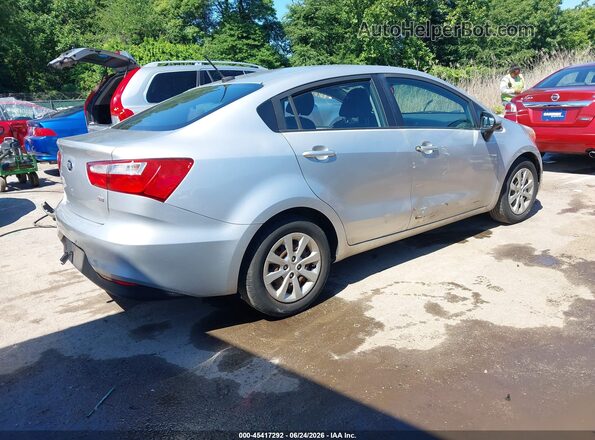 KNADM4A32G6660695 2016 KIA RIO Silver Հետևի աջ