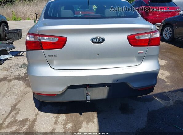 KNADM4A32G6660695 2016 KIA RIO Silver 