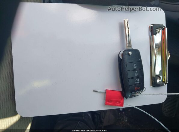 KNADM4A32H6010749 2017 KIA RIO Black Առջևի վահանակի տեսք