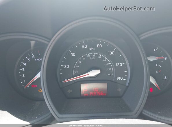KNADM4A37G6663916 2016 KIA RIO Silver უკანა სავარძლების ხედი