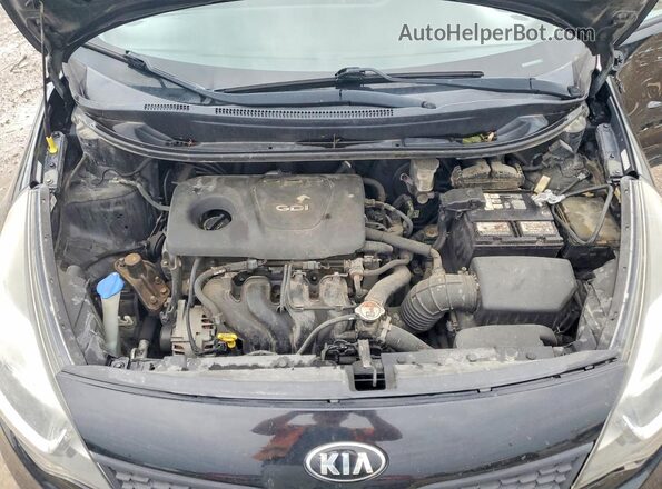 KNADM4A38H6005572 2017 KIA RIO Black უკანა სალონის ხედი