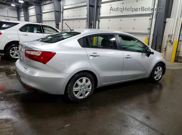 KNADM4A3XG6548646 2016 KIA RIO Серебряный Задняя правая четверть