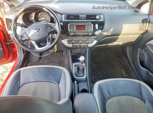KNADN4A32G6569830 2016 KIA RIO Red Widok deski rozdzielczej