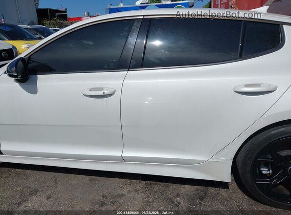 KNAE15LA8M6097906 2021 KIA STINGER White უკანა სალონის ხედი