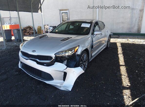 KNAE25LA0J6017023 2018 KIA STINGER Silver Առջևի ձախ երեք քառորդ տեսարան