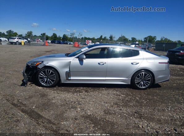 KNAE25LA0J6017023 2018 KIA STINGER Silver Սալոնի 360 աստիճան տեսք